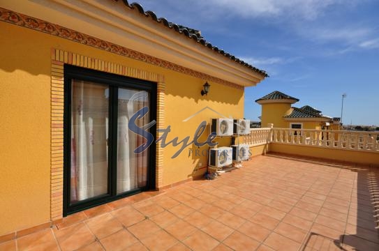 4 bedroom villa for sale in Villamartin, Costa Blanca, Alicante, Spain