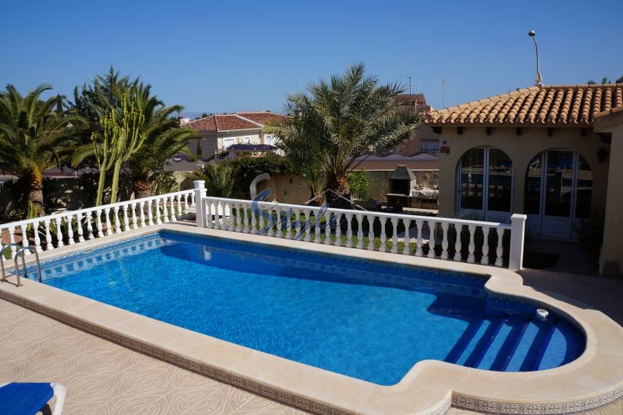 Resale - Villa - Rojales