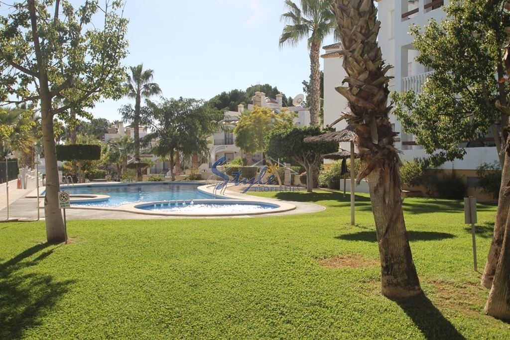 Apartment for sale in Villamartin near Villamartin Plaza 024-9