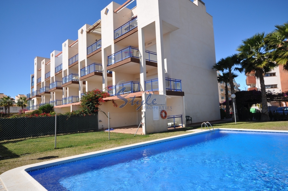 Beachside apartment for sale in Cabo Roig, Costa Blanca, Spain 340-2