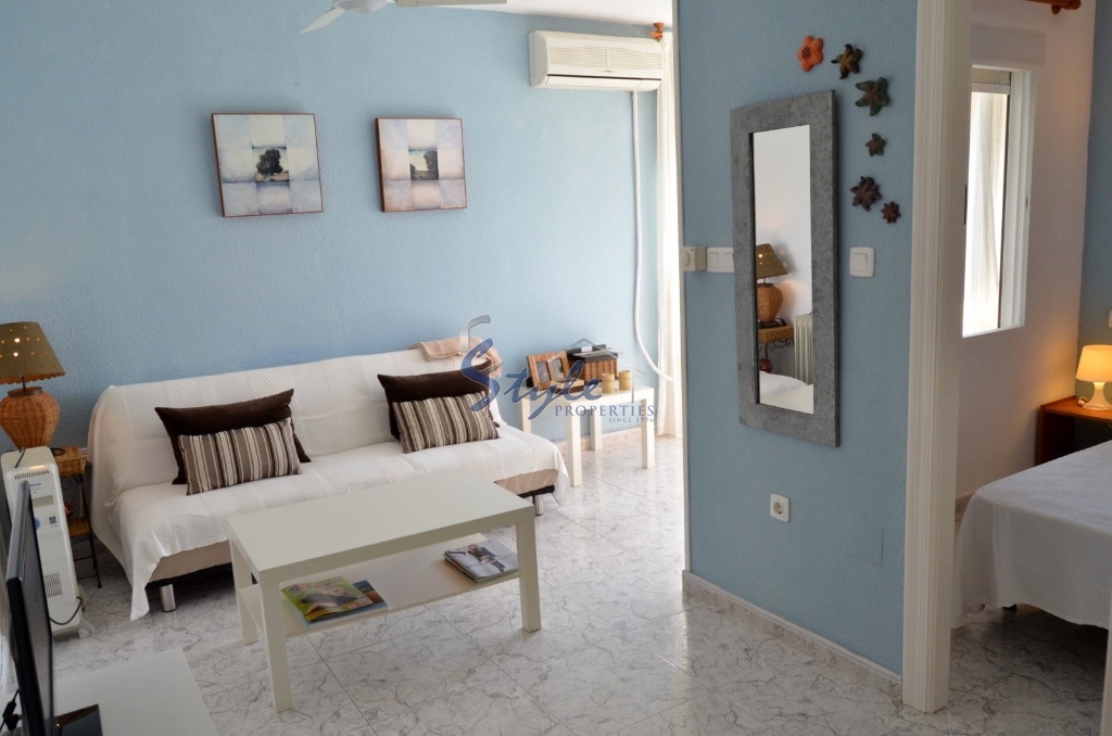 Apartment near the beach for sale in Dehesa de Campoamor, Costa Blanca, Spain 528-4