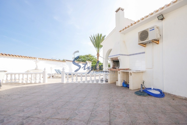 Resale - Villa - Playa Flamenca