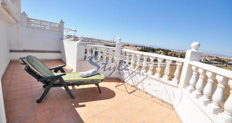 Large penthouse for sale in Punta Prima, Costa Blanca, Spain 144-1