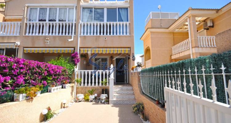 Townhouse for sale in La Zenia, Costa Blanca, Spain 300-1