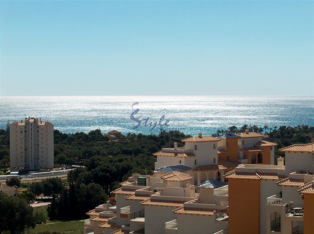 Nuevo - Apartamento - Campoamor