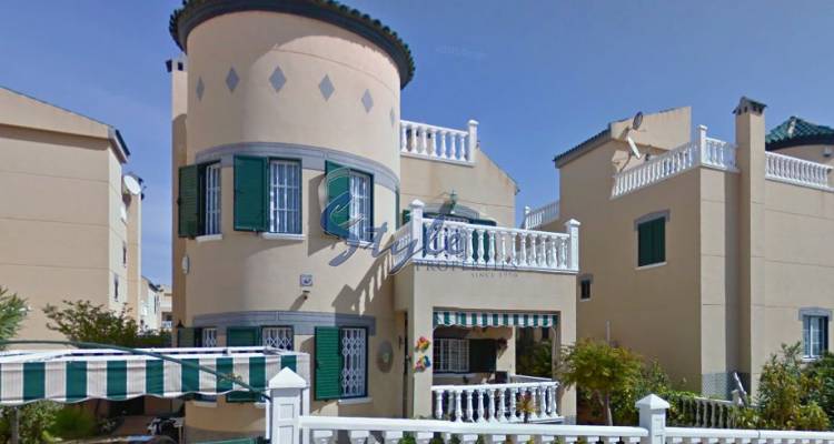 Resale - Villa - La Mata