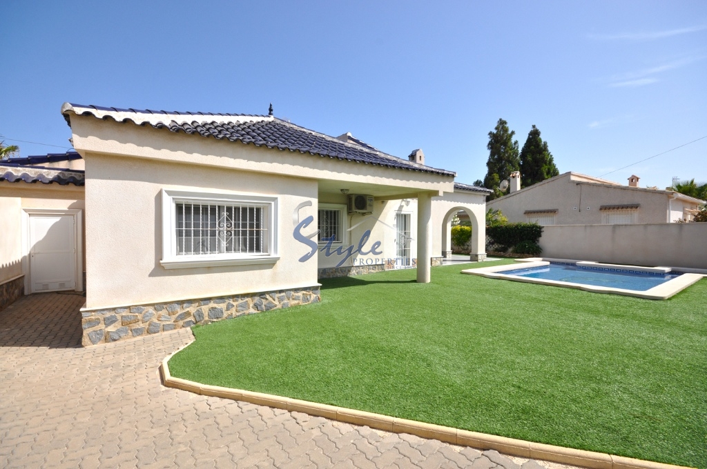 Reventa - Villa - Cabo Roig