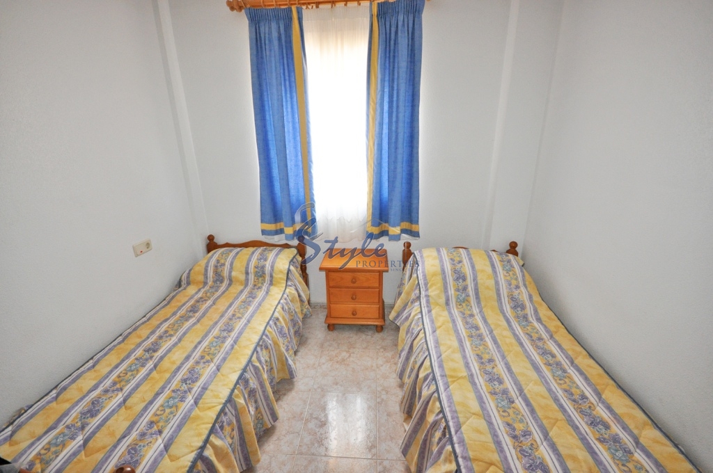 Top floor apartment in Punta Prima, Costa Blanca - 2nd bedroom