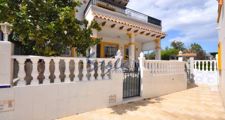 Ground floor apartment for sale in La Campana, Punta Prima, Costa Blanca-Front