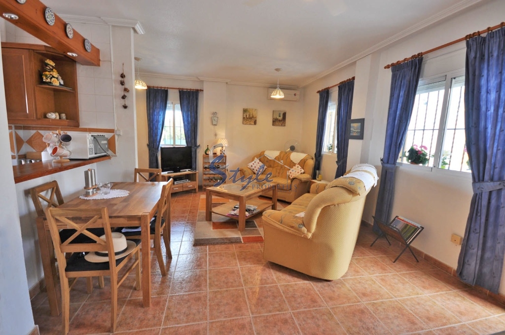 Ground floor apartment for sale in La Campana, Punta Prima, Costa Blanca -Living room