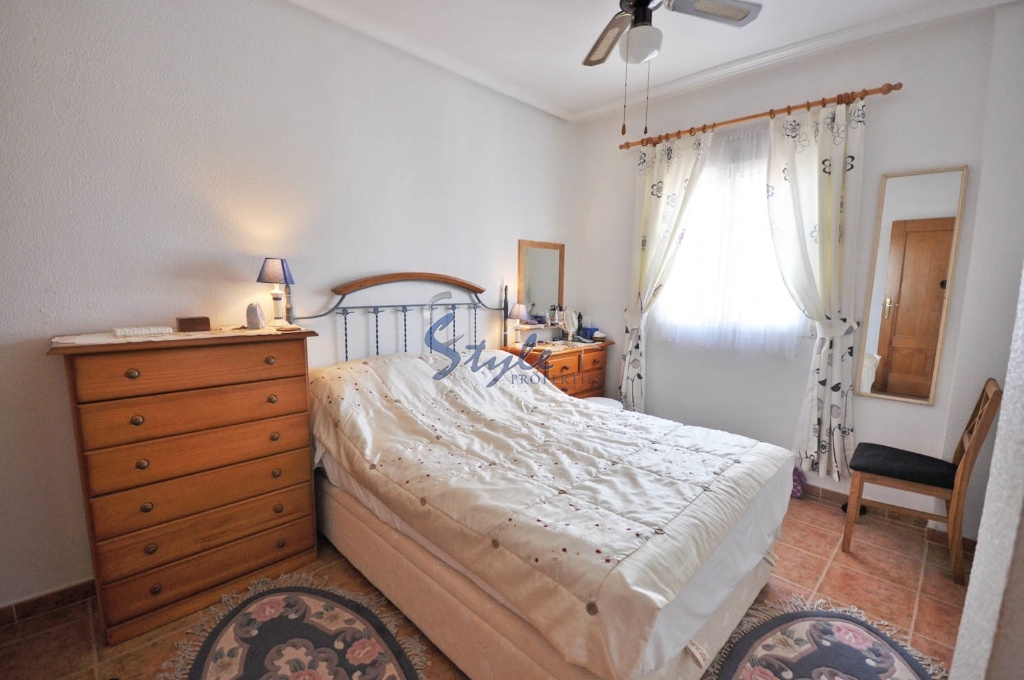 Ground floor apartment for sale in La Campana, Punta Prima, Costa Blanca -Master bedroom