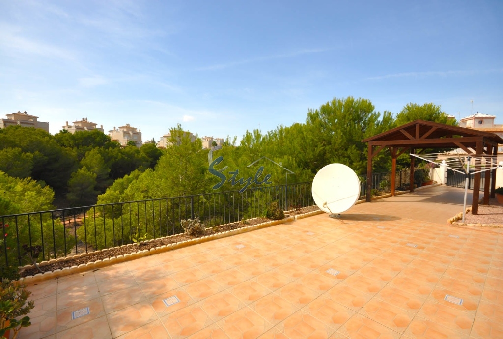 Detached villa for sale in Playa Flamenca, Costa Blanca-Terrace