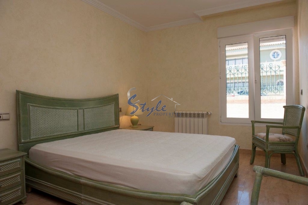 Resale - Villa - La Veleta