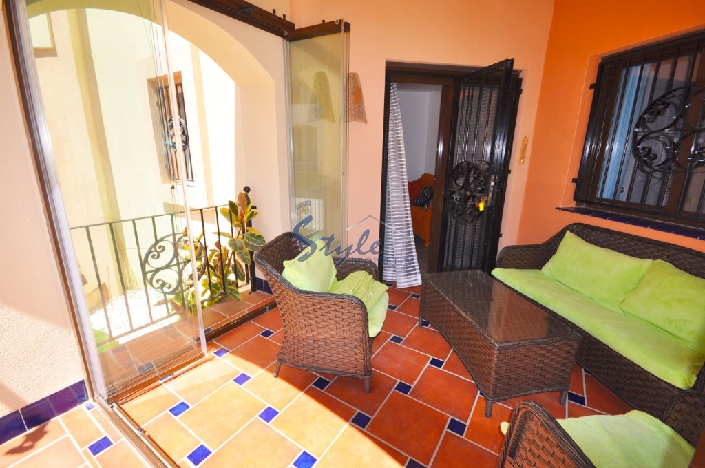 Ground Floor Apartment for Sale in Punta Prima, Costa Blanca - glazed terrace