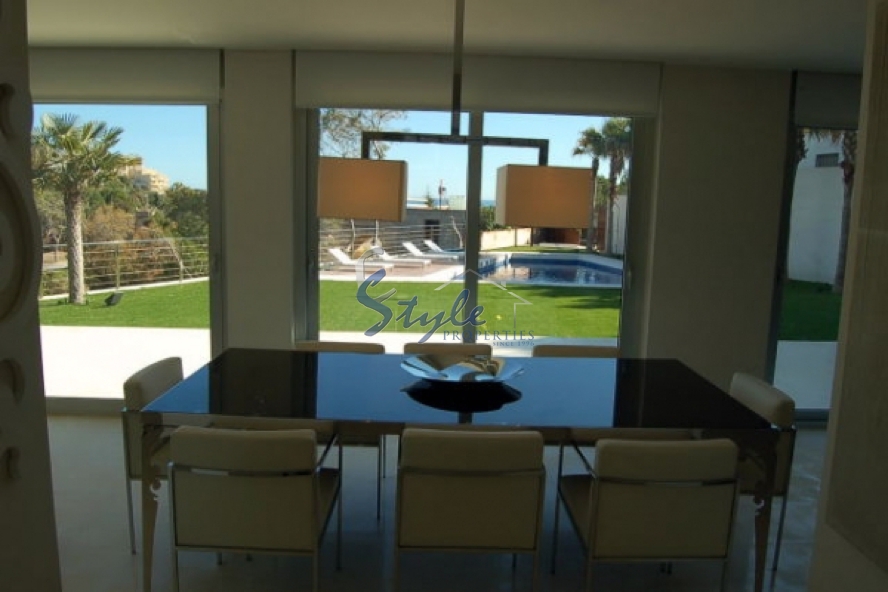 Resale - Luxury Villa - Campoamor