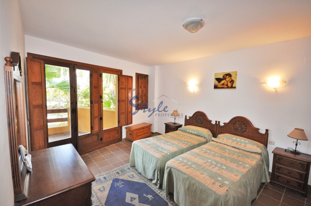 Apartment for sale in Panorama Park, Punta Prima, Costa Blanca - master bedroom