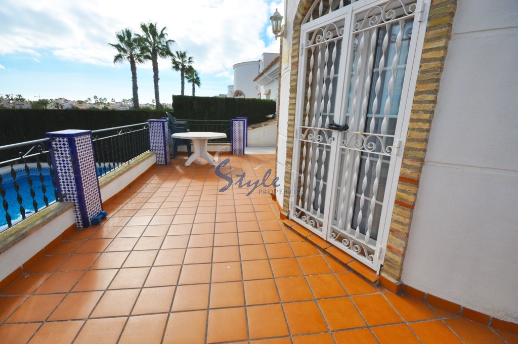 Resale - Villa - Villamartin