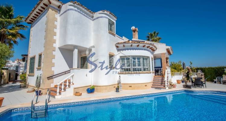 Reventa - Villa - Villamartin