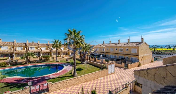 Resale - Town House - Punta Prima