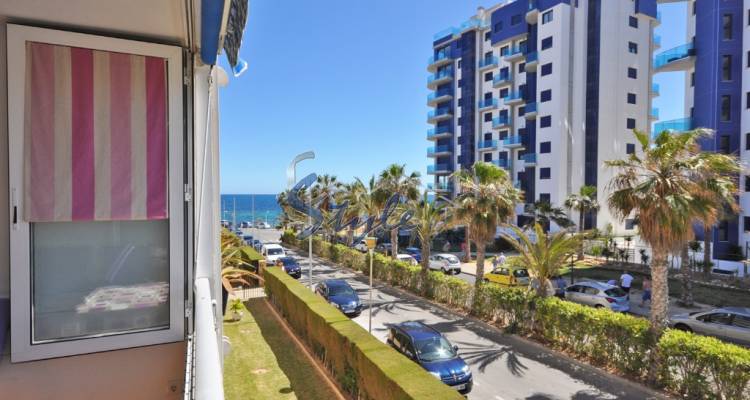 Resale - Apartment - Punta Prima