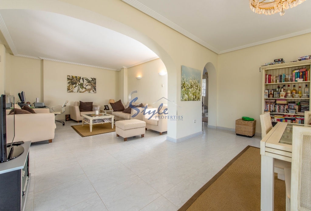 Resale - Luxury Villa - Cabo Roig