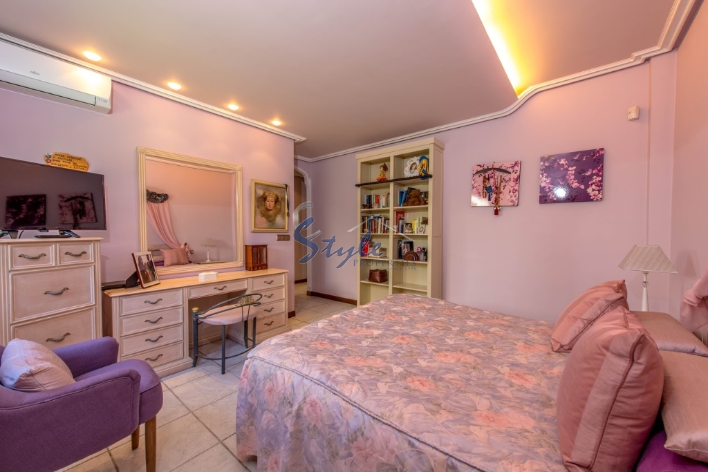 Resale - Luxury Villa - La Mata