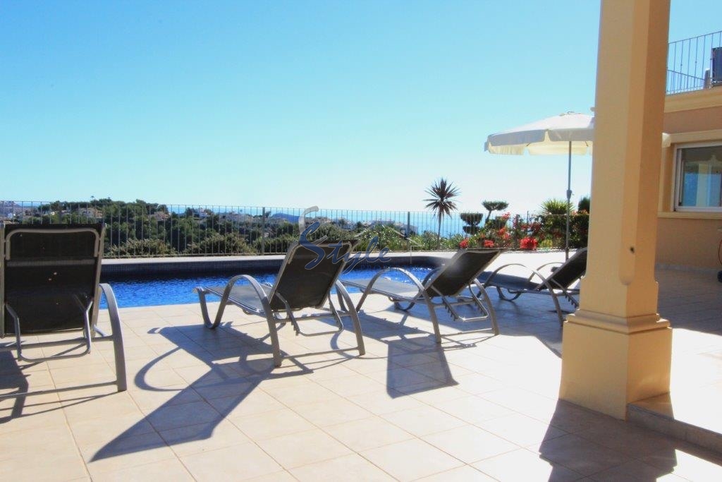 Resale - Villa - Moraira