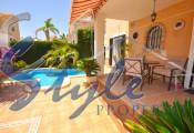 Resale - Villa - Los Altos