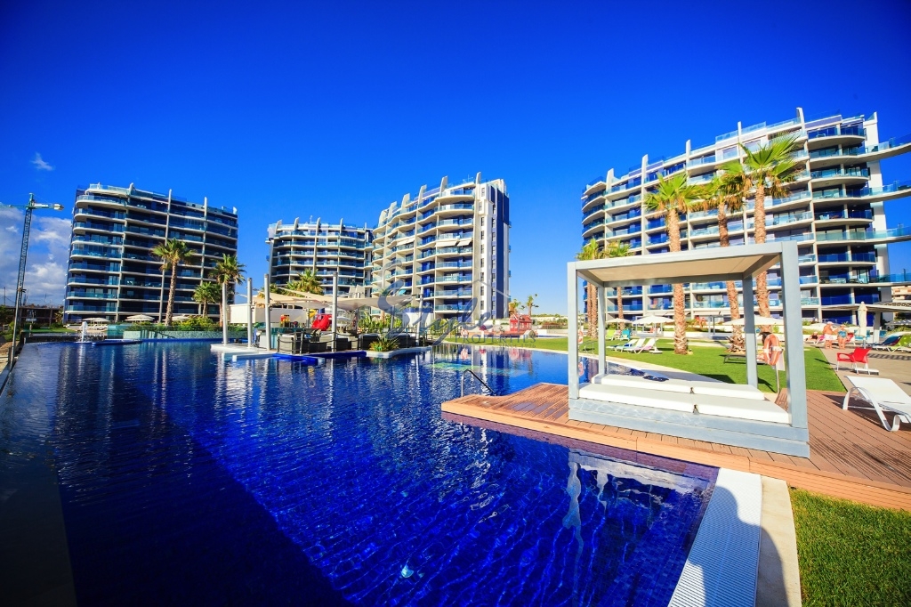 Resale - Apartment - Punta Prima