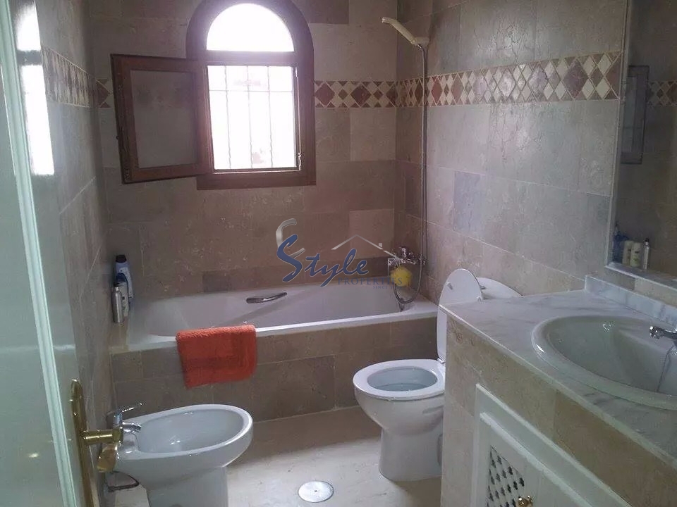 Resale - Town House - Villamartin