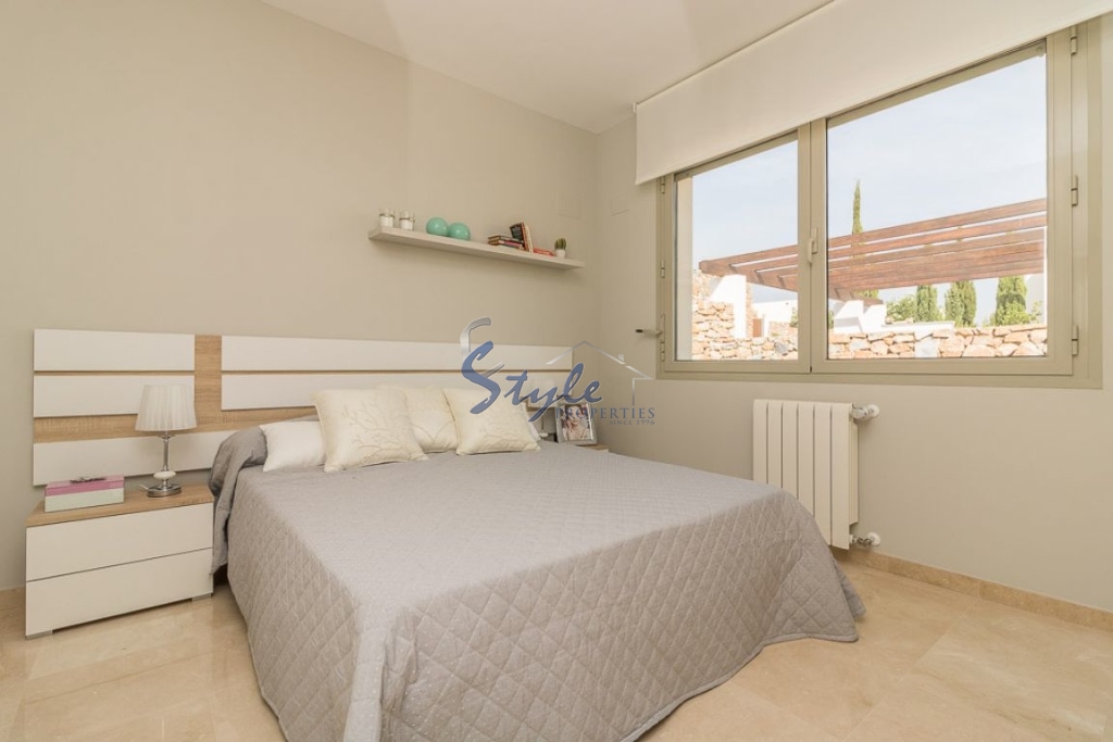 Reventa - Villa - Las Colinas