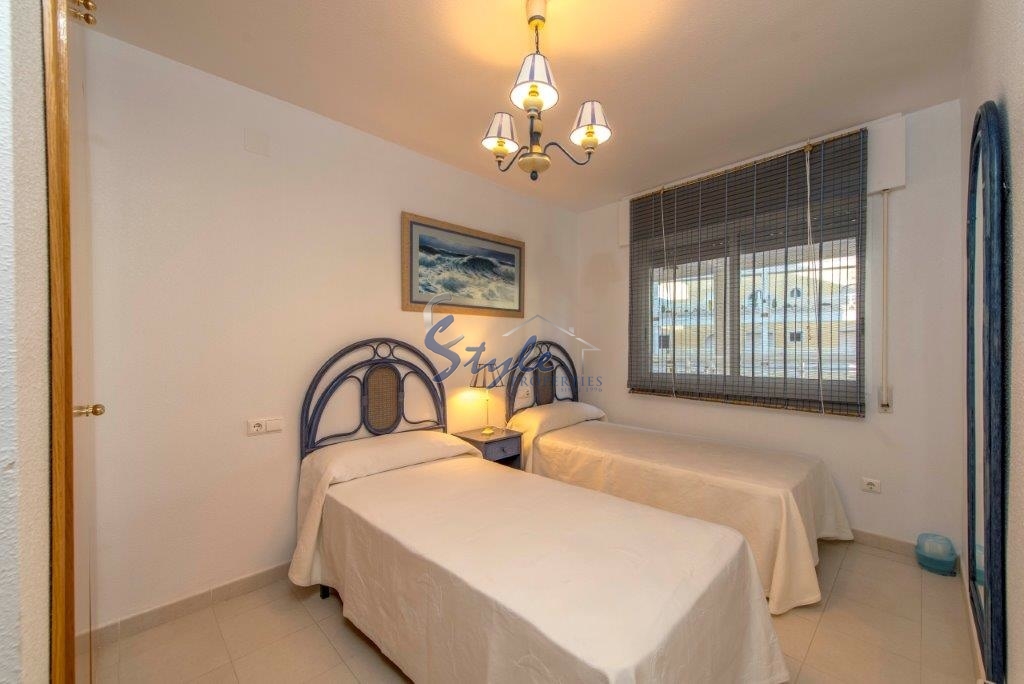 Reventa - Apartamento - Campoamor