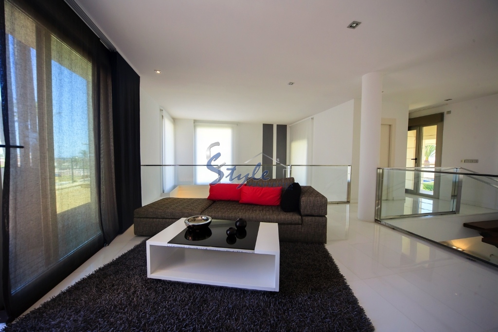 Resale - Villa - La Zenia