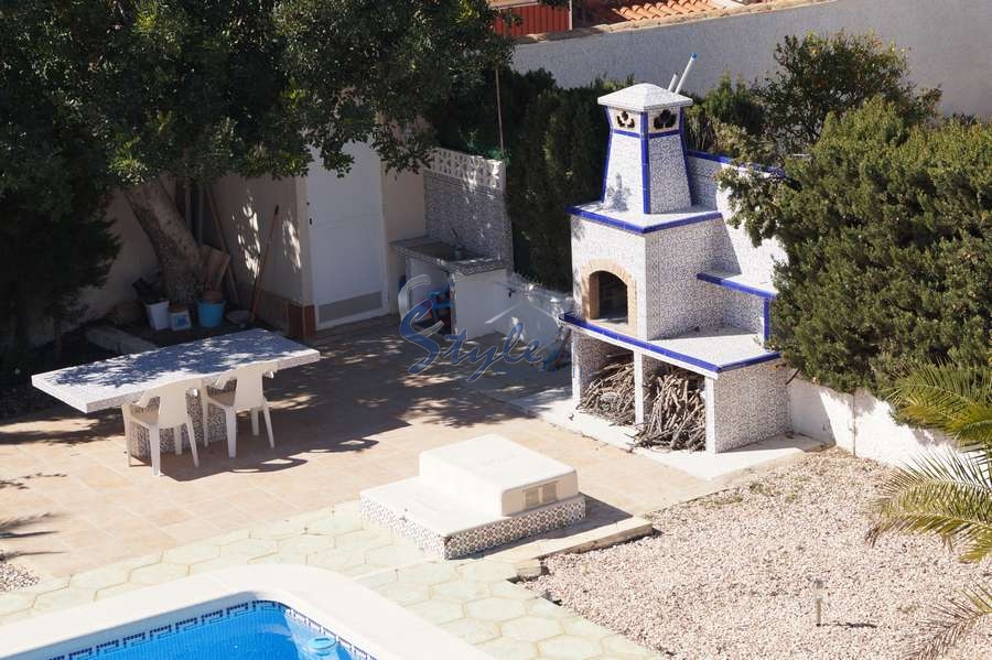 Resale - Villa - Torrevieja