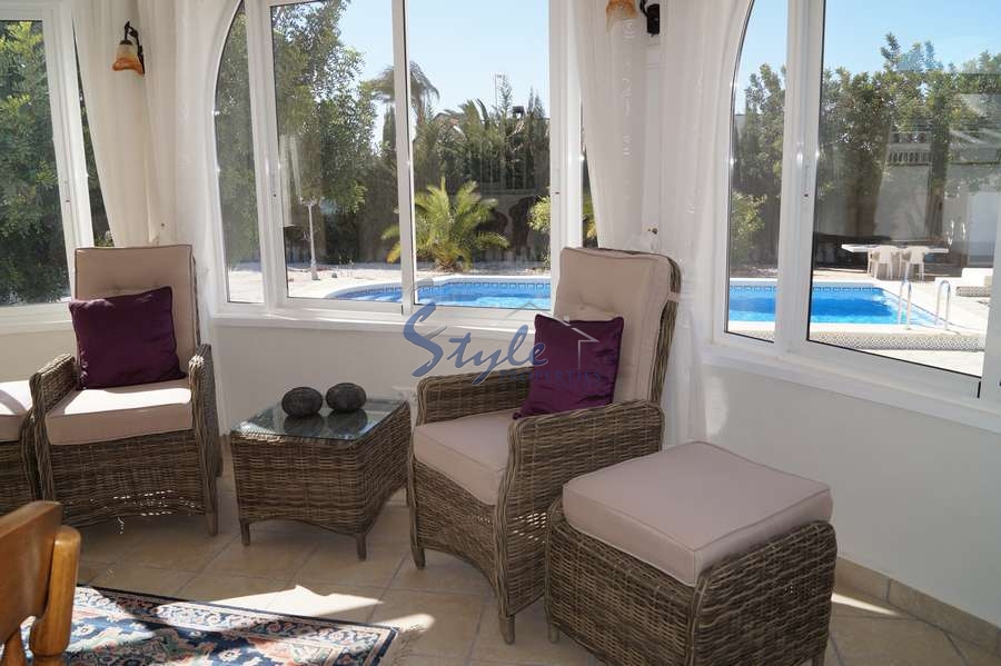 Resale - Villa - Torrevieja