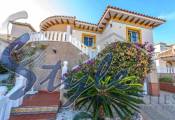 Se vende villa en Villamartin , Orihuela costa , Csta Blanca. ID2169