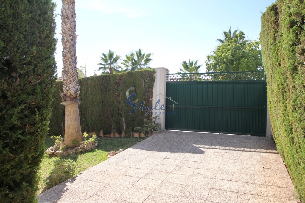 Resale - Villa - Villamartin