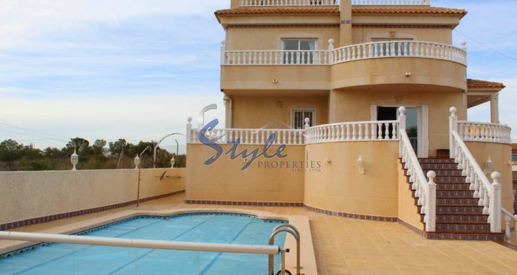 Resale - Villa - Villamartin - El Galan