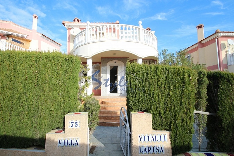 Reventa - Villa - Los Altos