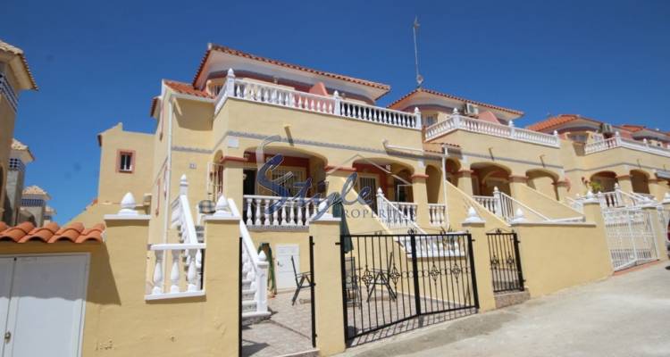 Resale - Town House - Villamartin