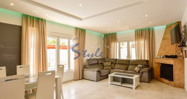 Short Term Rentals - Villa - Cabo Roig