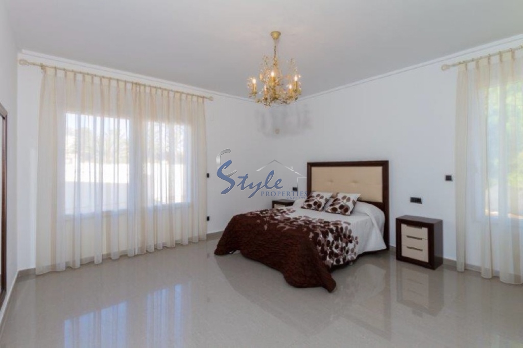 Short Term Rentals - Villa - Cabo Roig