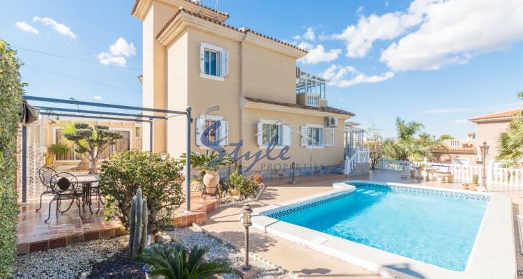 villa in rent with private pool Los Balcones, Orihuela Costa, Spain