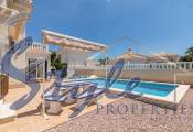 Resale - Villa - Playa Flamenca