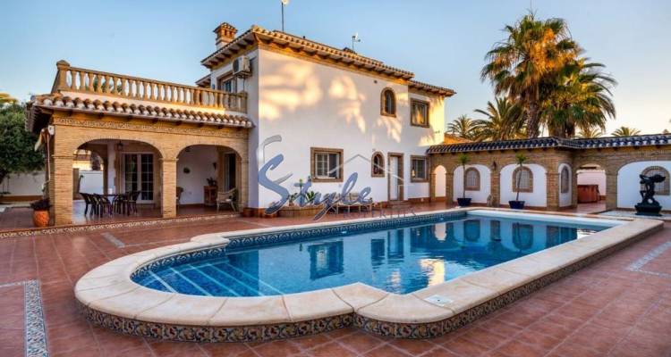 Resale - Luxury Villa - Cabo Roig