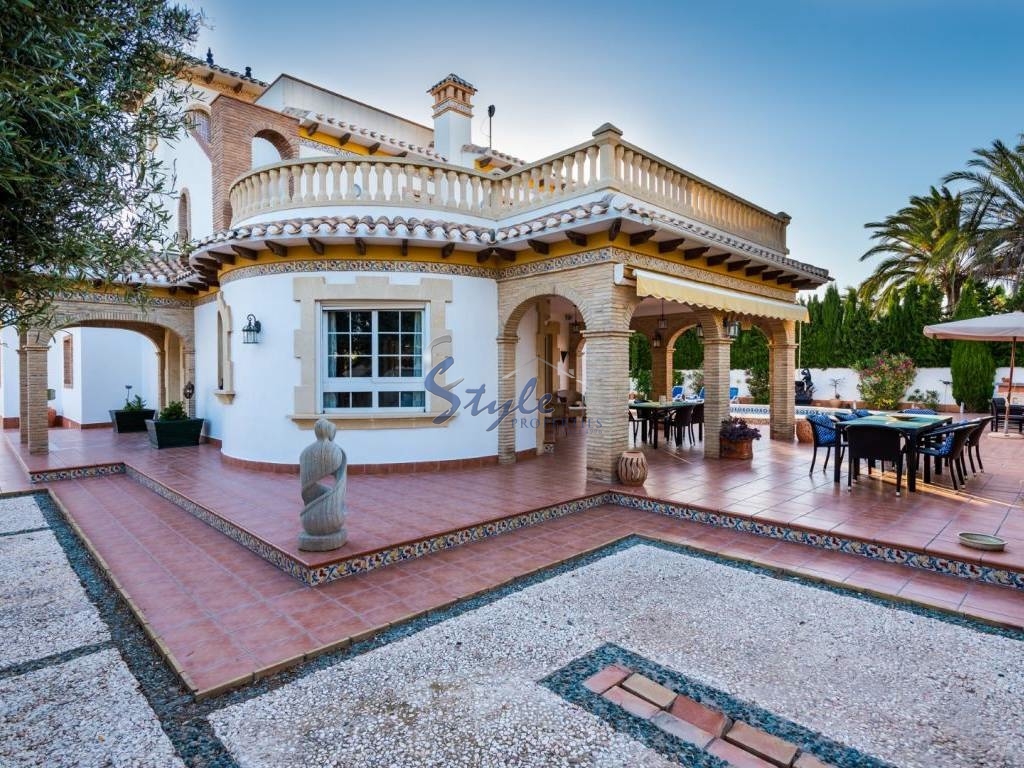 Resale - Luxury Villa - Cabo Roig