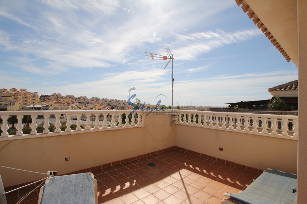 Resale - Villa - Villamartin