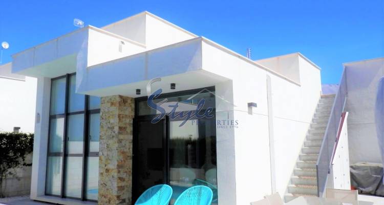 Resale - Villa - Rojales