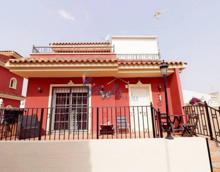 Resale - Villa - La Zenia