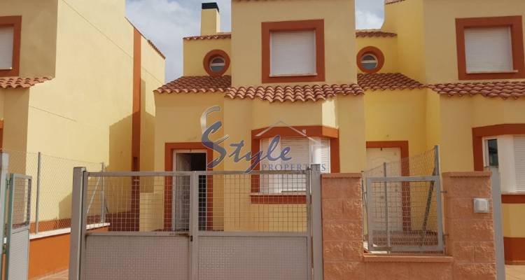 New townhouses close to the beach for sale in a Cabo Roig, Orihuela Costa, Costa Blanca, Spain